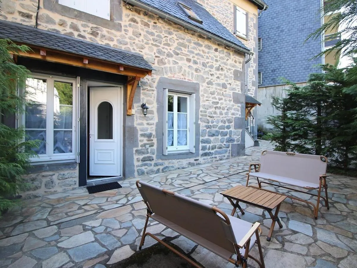 Charmant T2 Au Mont-Dore, 38M², Proche Thermes, Terrasse Et Wifi, Residence Calme, Parking A Proximite - Fr-1-608-252 0*, Le Mont-Dore France